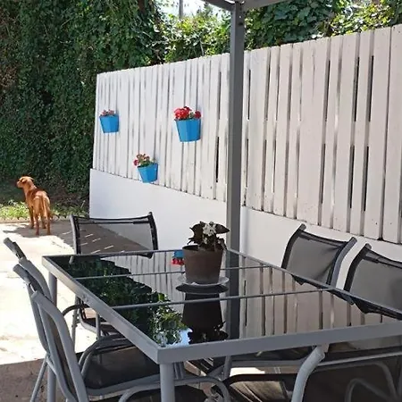 Con Piscina Privada Y Barbacoa *